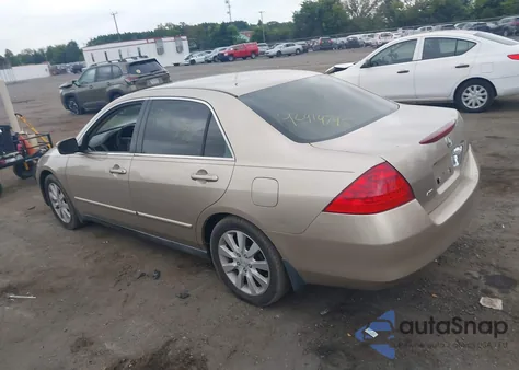 2006 Honda Accord 3.0 Lx z USA, uszkodzony, nr VIN 1HGCM66346A039345